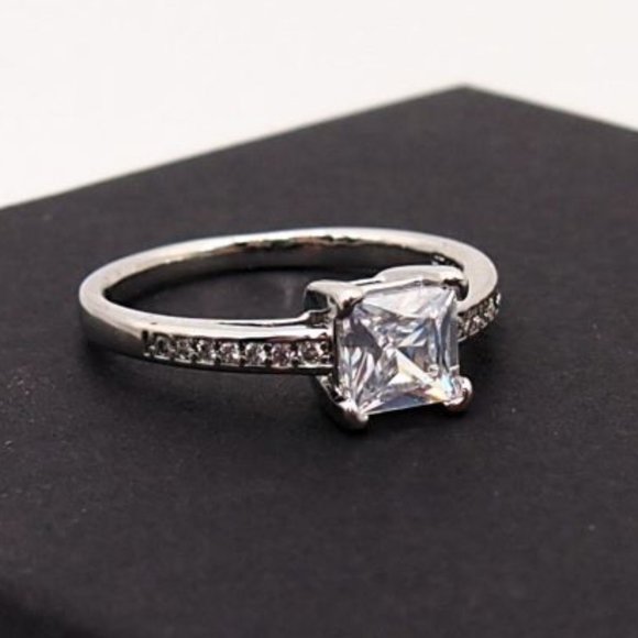 Fine Jewelry Jewelry - Stunning Princess Cut 1.00ctw Diamond Bridal Ring 925 Sterling Silver
